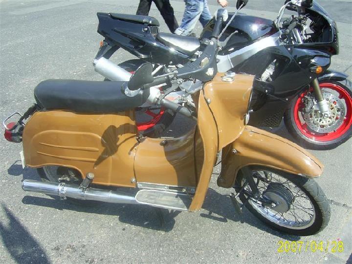 sa400135 111.jpg